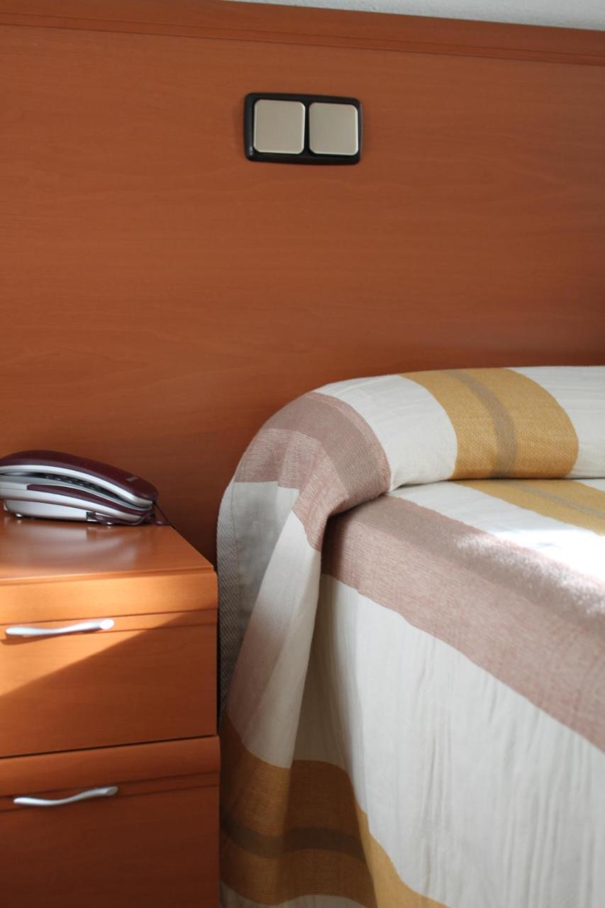 Hostal Luis XV Madrid Exteriér fotografie