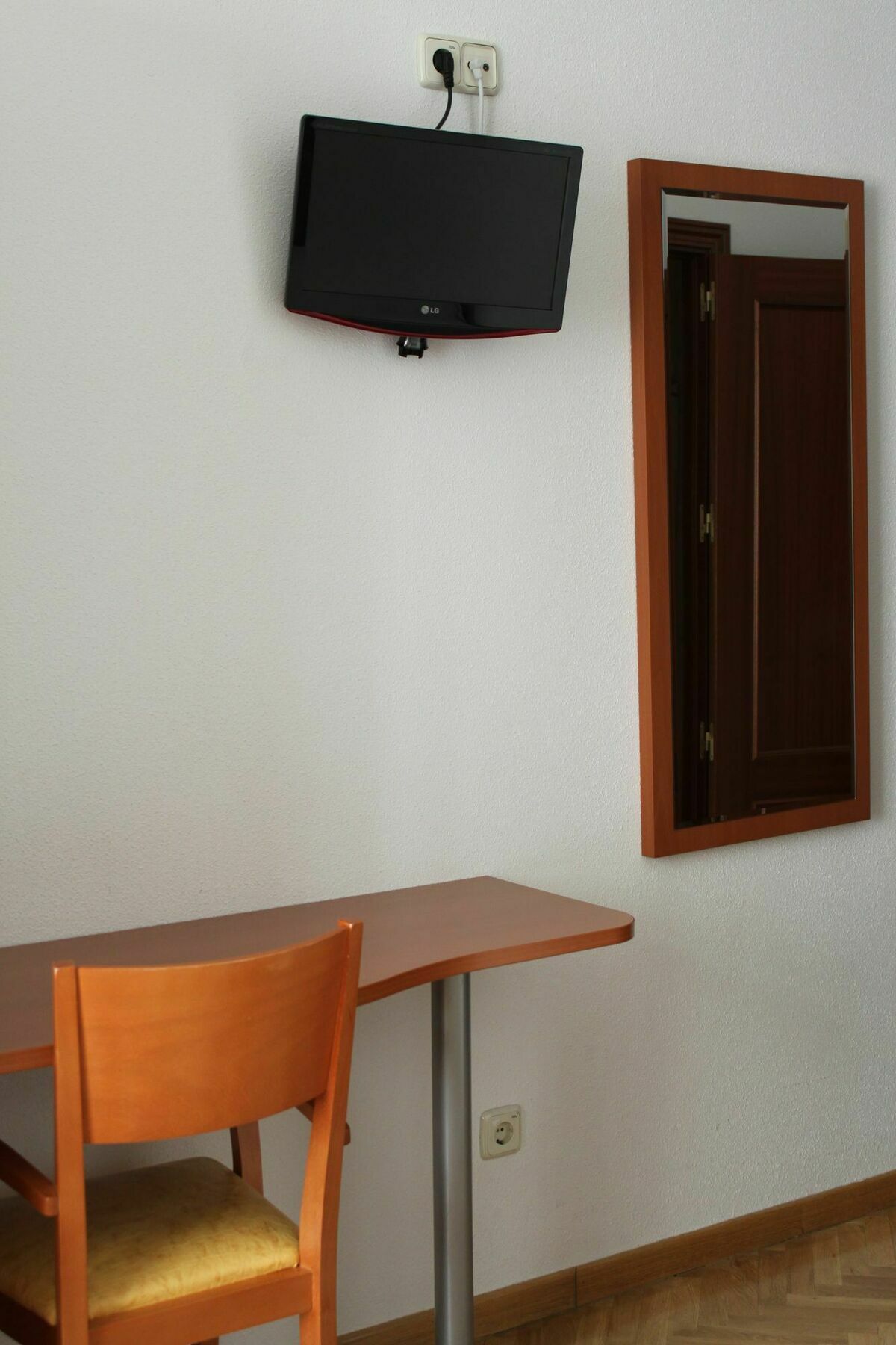 Hostal Luis XV Madrid Exteriér fotografie