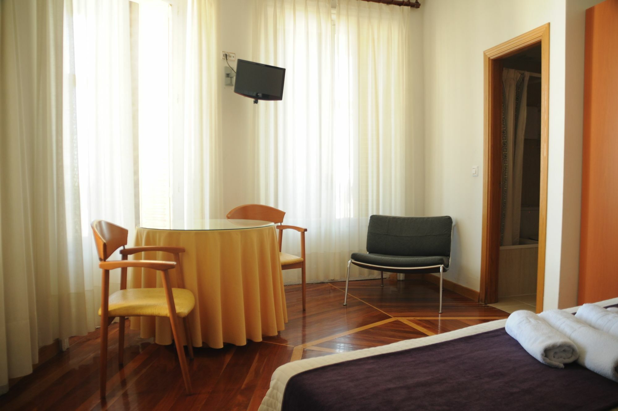 Hostal Luis XV Madrid Exteriér fotografie
